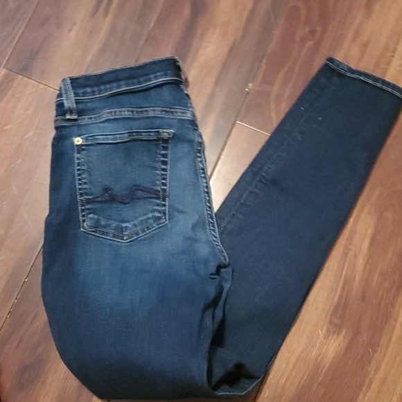 7 For All Mankind  Gwenevere Jeans - Picture 5 of 5